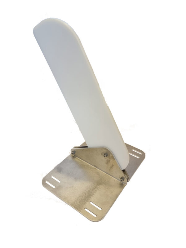 RETRACTABLE CENTRE DAGGERBOARD SYSTEM