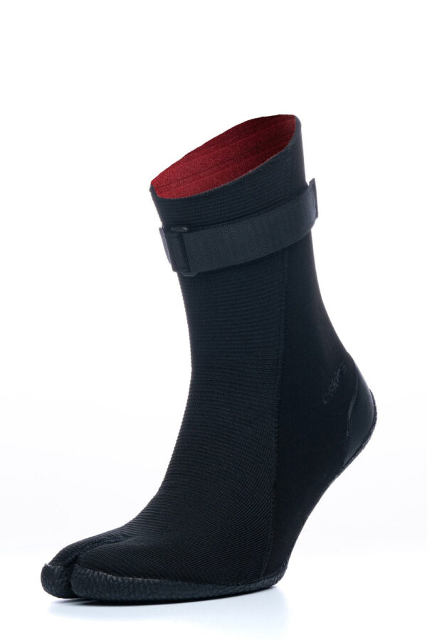 CSKINS BLACKOUT 3MM ADULT SPLIT TOE BOOTS