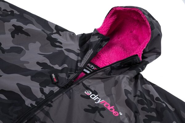 dryrobe Advance Long Sleeve Black Camo Pink