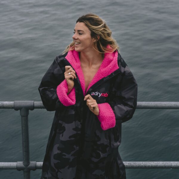 dryrobe Advance Long Sleeve Black Pink